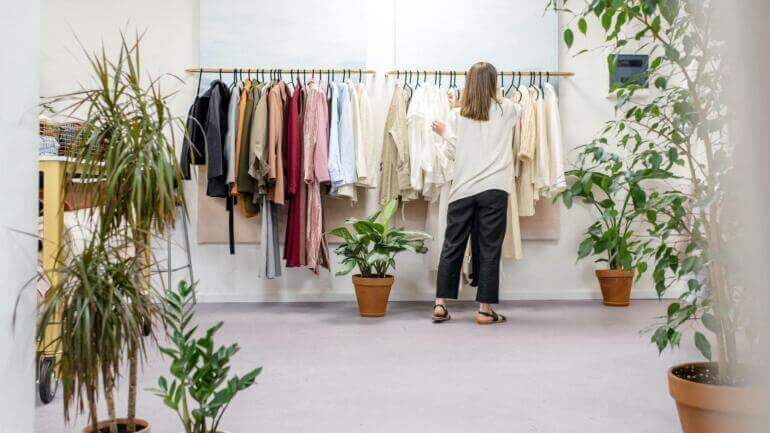 8 Perlengkapan untuk Memulai Bisnis Pakaian Kamu